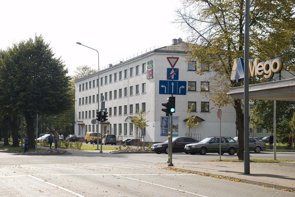 Dzintarjura Hotel Ventspils Exterior foto